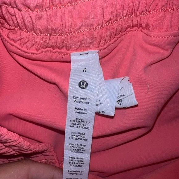 Lululemon Hotty Hot Skirt - Picture 2 of 3